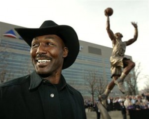 karl-malone-statua