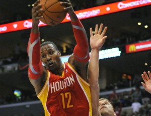 1383636004000-11-04-2013-Dwight-Howard2