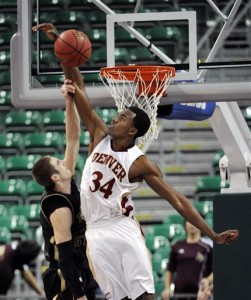 Chris Udofia, uscito da Denver