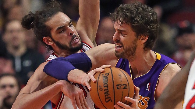 Los Angeles Lakers v Chicago Bulls