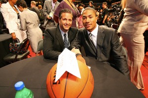 John Calipari e Derrick Rose nella green room durante il Draft 2008.