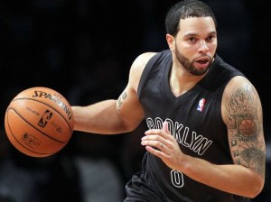 2012-12-26-deron-williams-4_3_r560