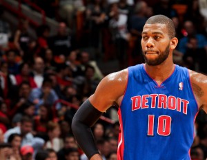 Greg Monroe, lungo dei Pistons nel mirino dei Sixers per la prossima free agency.