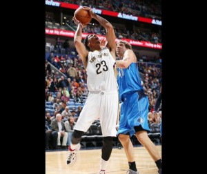 Anthony Davis è partito a mille!