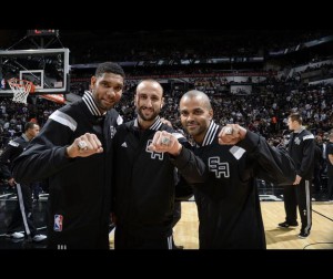 Tim Duncan, Manu Ginobili e Tony Parker.