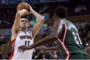 Jonas Valanciunas con la maglia dei Toronto Raptors