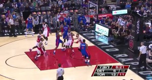 Ognuno rimane accoppiato col suo uomo e Jennings mette il floater