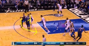 Ellis e Chandler giocano un pick and roll