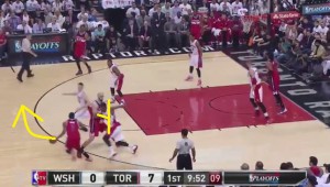 Beal e Gortat giocano un pick and roll