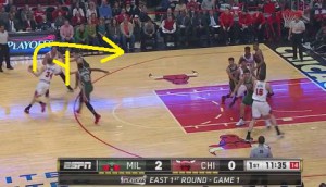 Dunleavy e Noah giocano un pick and roll