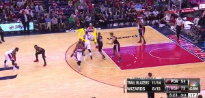 Pierce riceve un blocco da Gortat