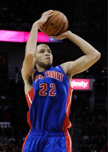 dt.common.streams.StreamServer