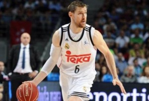 Andres Nocioni: è lui l'MVP dele Final Four. Chiude questa finale con 12 punti e 7 rimbalzi.