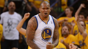 Marreese Speights in azione alla Oracle Arena