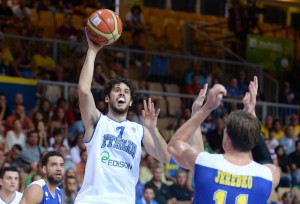 Luca Vitali in azione a EuroBasket 2013. Per lui anche la chiamata a fine maggio di Gran Canaria, con cui ha disputato due gare di playoff ACB.