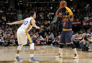 Irving fronteggia Curry