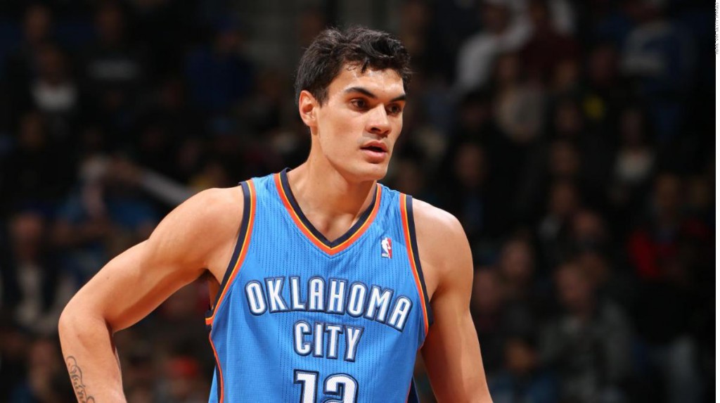Uno dei centri rivelazione: Steven Adams