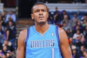 (Samuel Dalembert, già in maglia Mavs)