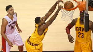 Tristan Thompson in azione.