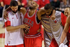 Taj Gibson esce dal campo a causa della caviglia