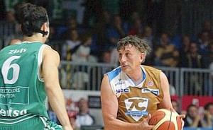 BASKET : CANTU' - BENETTON