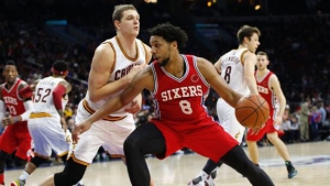 Timofey Mozgov alle prese con Jahil Okafor