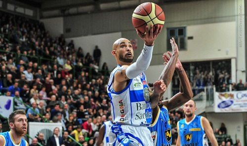 David Logan, guardia tiratrice di Sassari