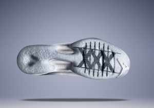 Qui invece la suola della scarpa e le tecnologie di trazione