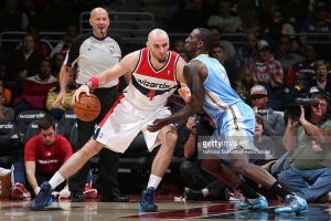 Hickons in marcatura sul suo nuovo compagno Gortat