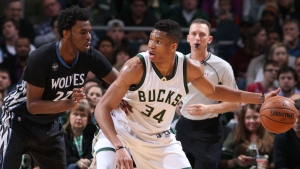 Andrew Wiggins (Wolves) e Giannis Antetokounmpo (Bucks)