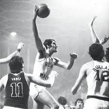 Clifford Luyk del Real Madrid in azione