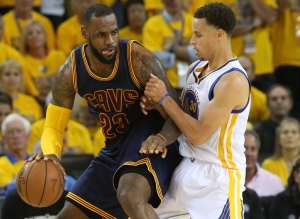 LeBron James marcato da Stephen Curry