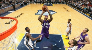 DEMARCUS COUSINS IN AZIONE CONTRO MEMPHIS