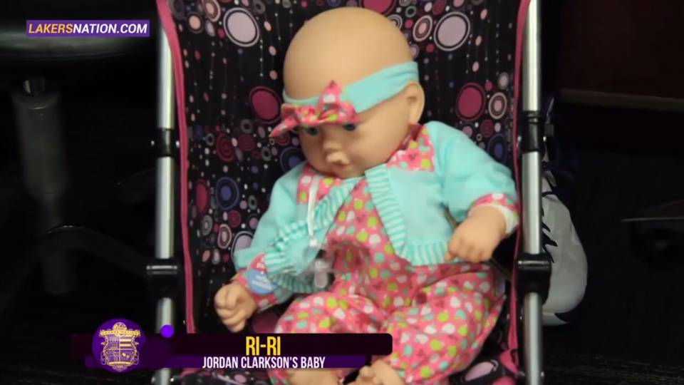 Ri-ri, Clarkson baby doll