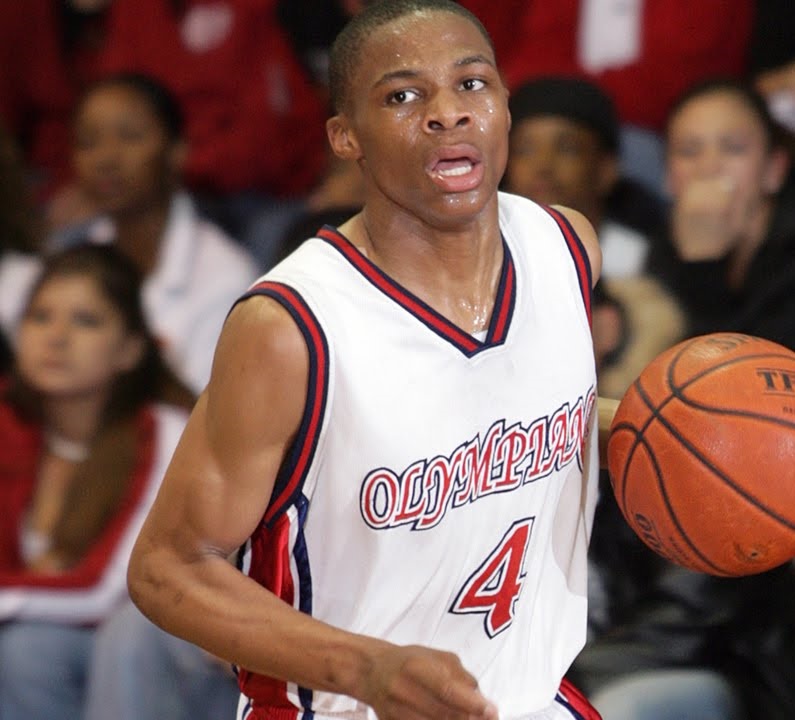 Russell Westbrook col numero 4 