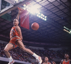 Una delle rare foto di John Starks al college.