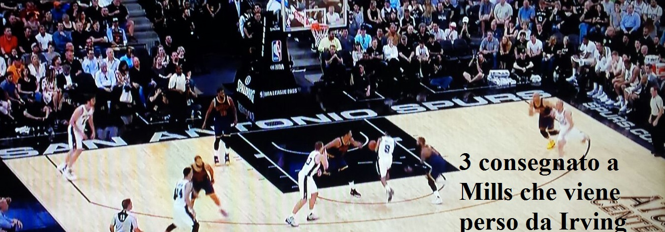 Passaggio consegnato di Lee a Mills