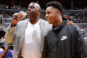 Magic Johnson e D'Angelo Russell, passato e futuro dei Lakers