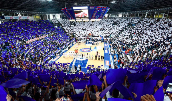 Bellissima panoramica del PalaDozza: basterà per intimorire l'Alma Trieste?