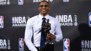 Russell Westbrook, per la prima volta MVP dopo una stagione 2016/17 memorabile