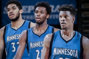 Da sinistra: Karl-Anthony Towns, Andrew Wiggins e Jimmy Butler. Draft e free-agency hanno trasformato i T'Wolves in una squadra da playoff