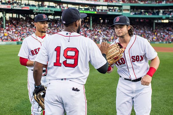 Benintendi, Betts e Bradley JR