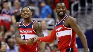 Una coppia di stelle a Washington: Bradley Beal (#3) e John Wall (#2)