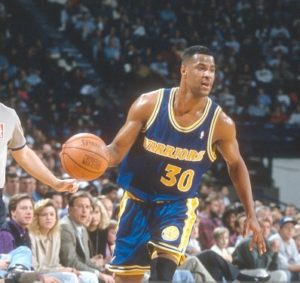 Billy Owens, con la maglia numero 30 degli Warriors