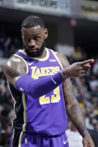 LeBron James, Los Angeles Lakers vs Indiana Pacers at Bankers Life Fieldhouse