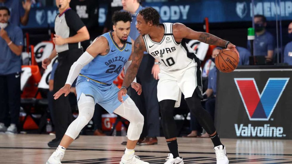 DeMar DeRozan, star NBA a rischio trade