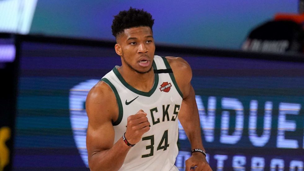 NBA, Giannis Antetokounmpo è l'MVP della stagione 2019/20
