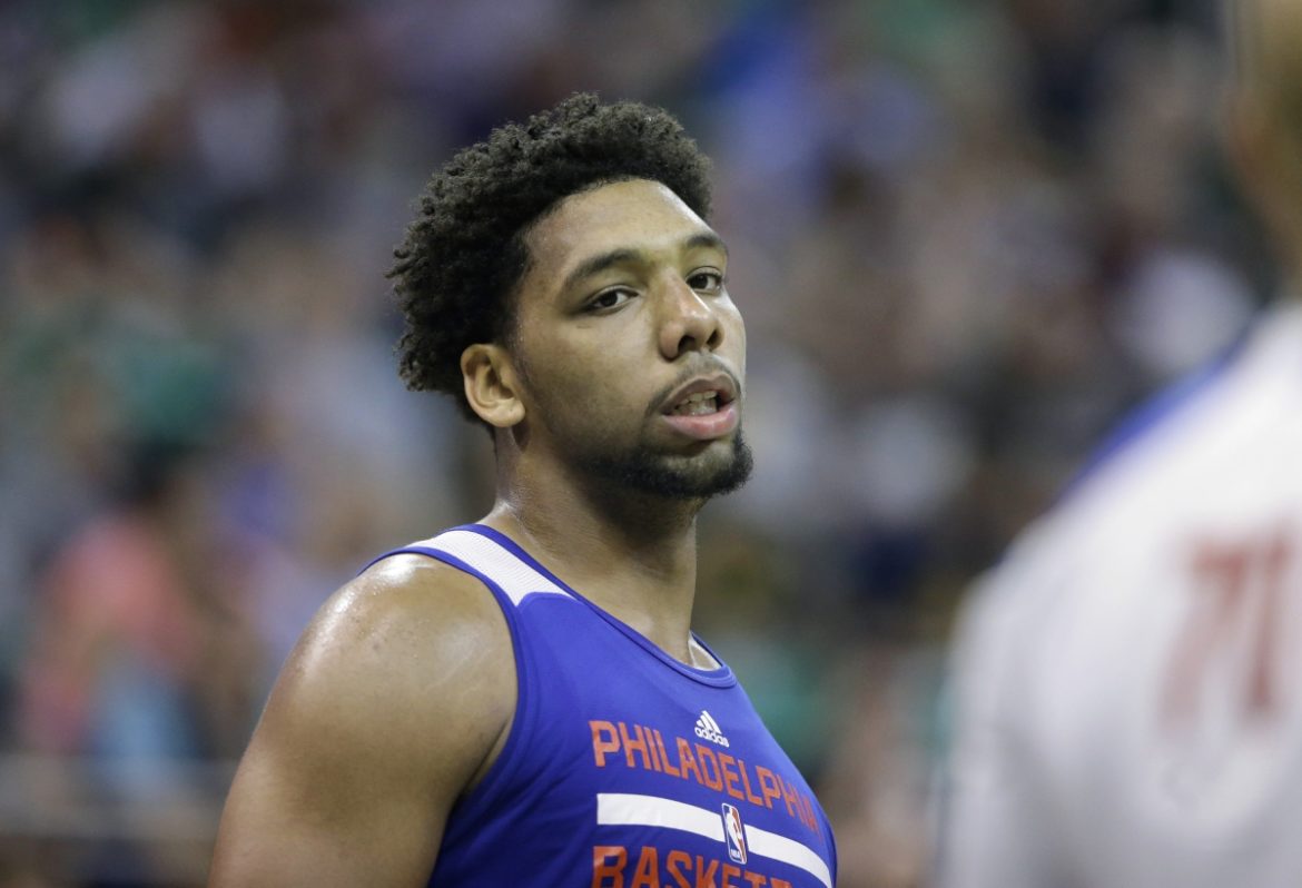 Jahlil Okafor dei Sixers durante la summer league