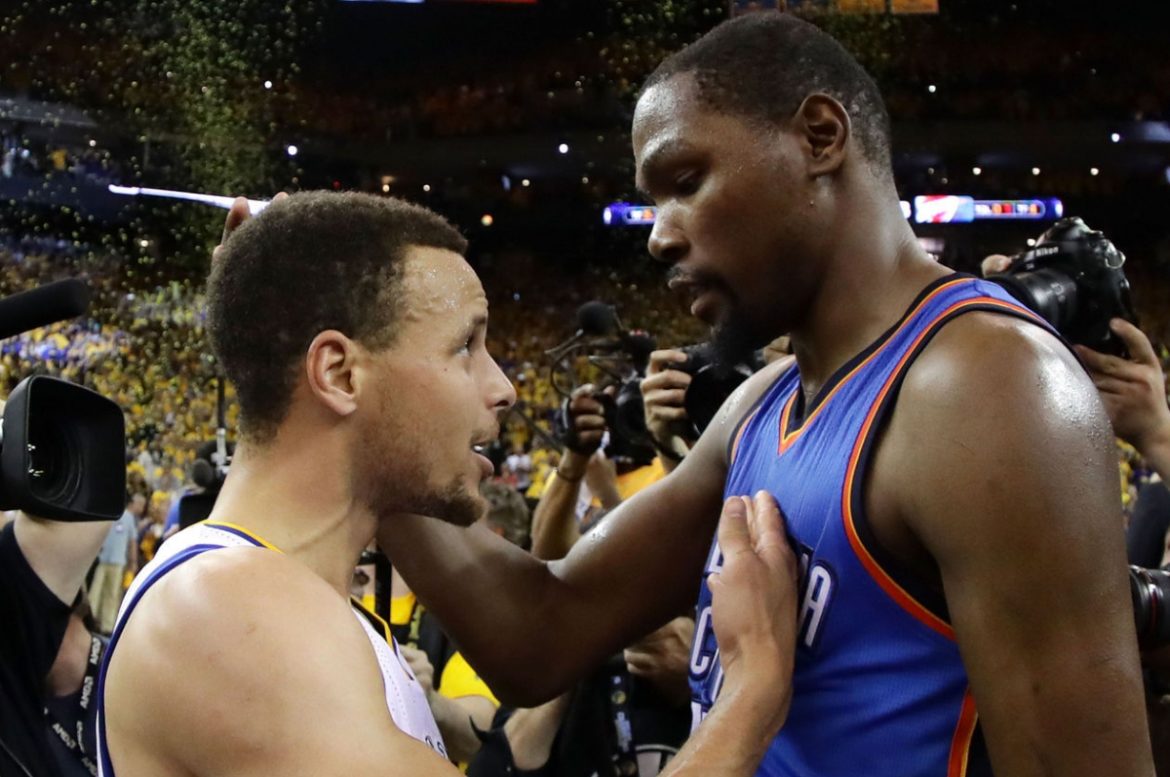 Kevin Durant e Curry