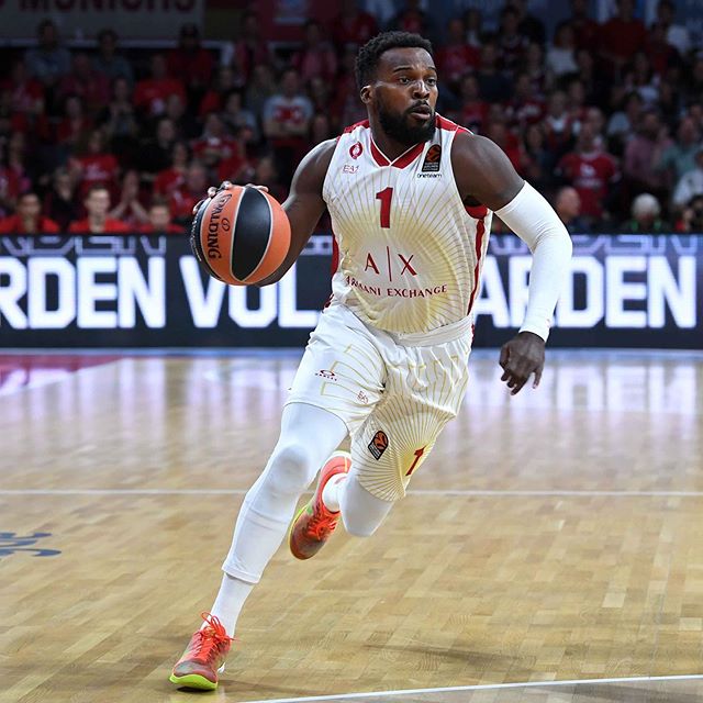 Olimpia Milano-Valencia: Shelvin Mack per arginare Colom?